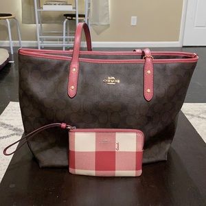 Coach purse and wristlet set